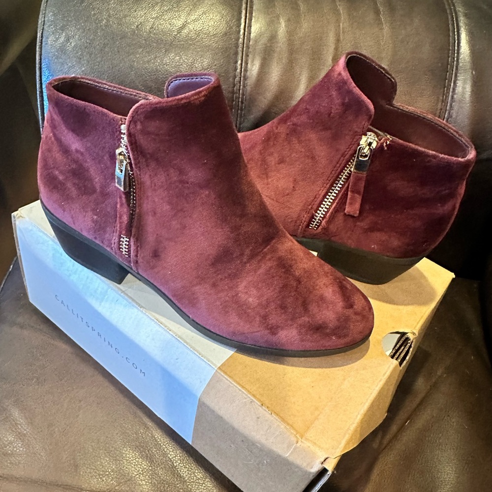 Call it spring “Gunnison” booties size 7.5